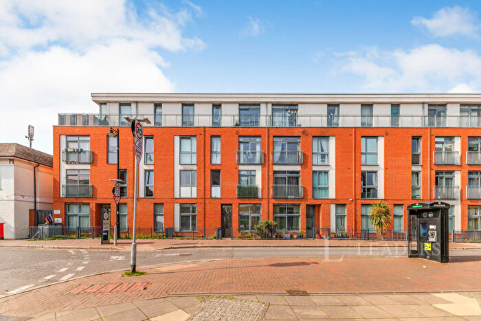 1 Bedroom Flat To Rent In Guildford Street, Chertsey, KT16