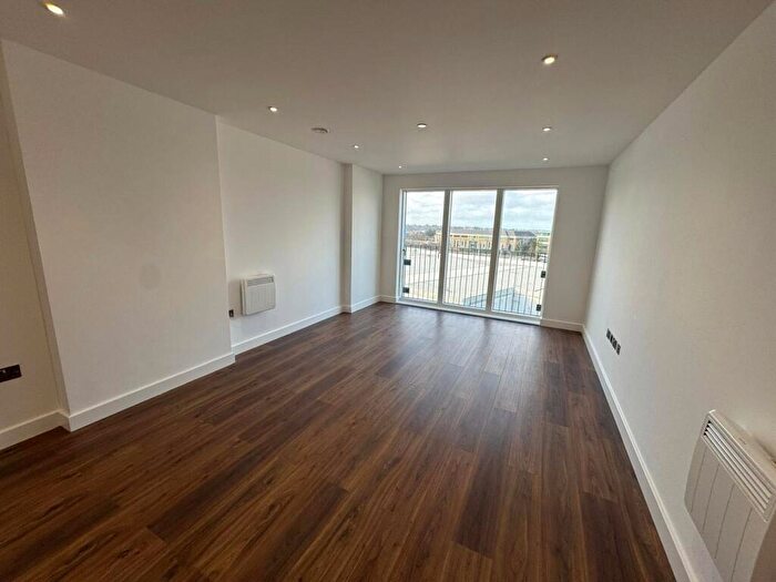 1 Bedroom Apartment To Rent In The Grand Exchange, Market Street, Bracknell, Berkshire, RG12