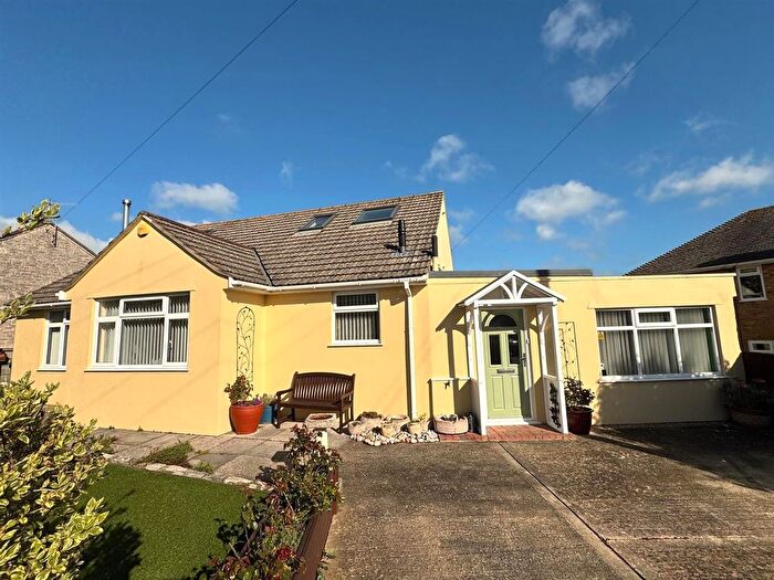 3 Bedroom Detached Bungalow For Sale In Chalbury Close, Weymouth, DT3
