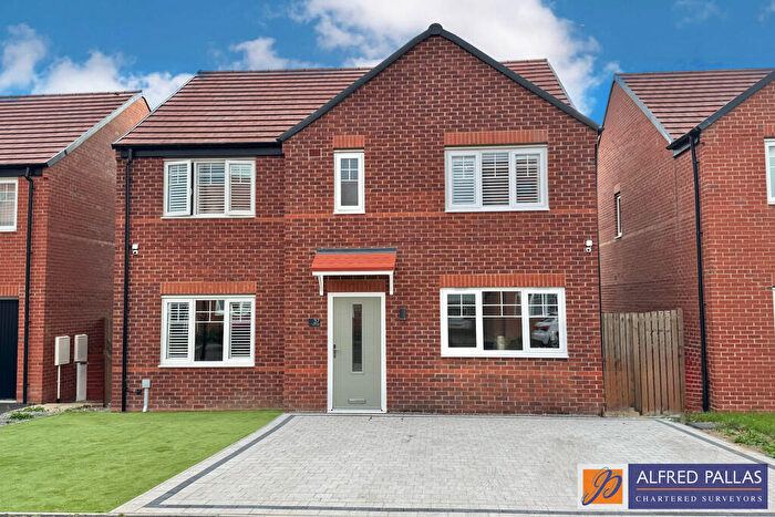 5 Bedroom Detached House For Sale In Laing Close, Castletown, SR5