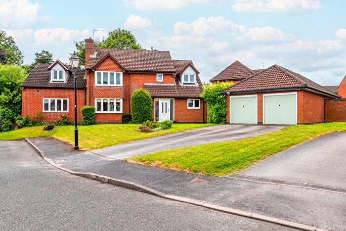 5 Bedroom Detached House For Sale In The Spinney, Atherstone, CV9