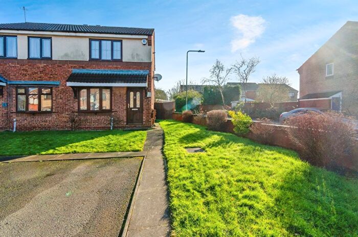 2 Bedroom Semi-Detached House For Sale In Coalmeadow Close, Walsall, WS3