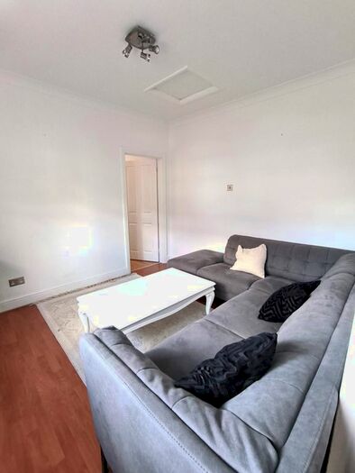 1 Bedroom End Of Terrace House To Rent In Frances Road, London, E4