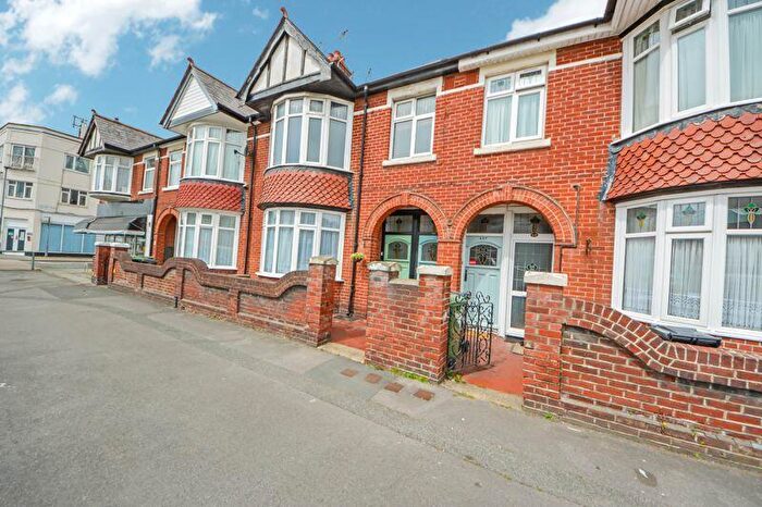 3 Bedroom Maisonette To Rent In London Road, Portsmouth, PO2