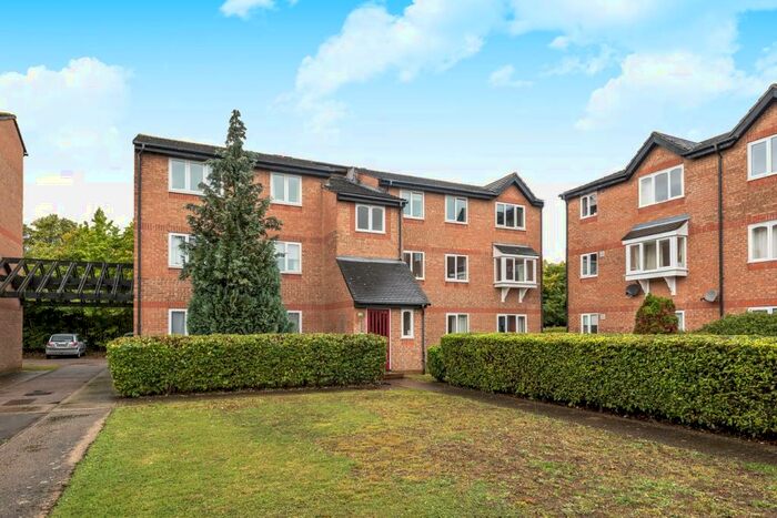 1 Bedroom Apartment To Rent In Wedgewood Road, Hitchin, SG4