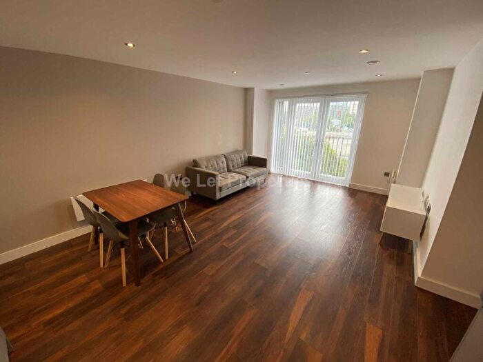 2 Bedroom Apartment To Rent In Wilburn Basin, Ordsall Lane, M5