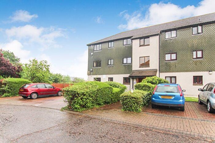 1 Bedroom Flat For Sale In Teviot Avenue, South Ockendon, RM15
