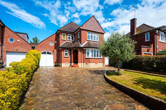 4 Bedroom Detached House For Sale In Burghley Avenue, Coombe, New Malden, KT3