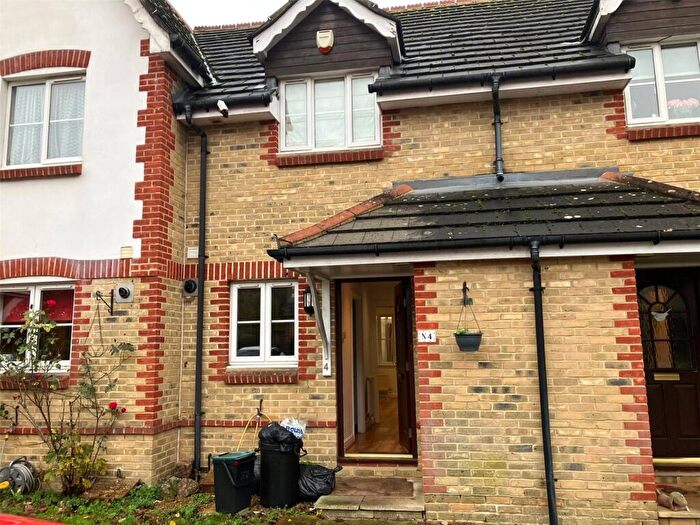 2 Bedroom Terraced House For Sale In Hartington Close, Farnborough, Orpington, BR6