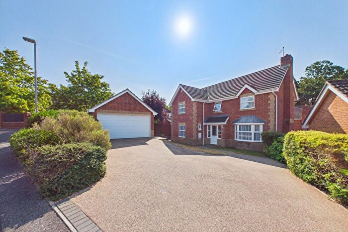4 Bedroom Detached House For Sale In Cowslip Road, Broadstone, Dorset, BH18