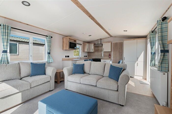 2 Bedroom Caravan For Sale In , SA43