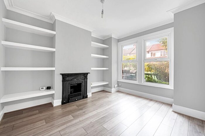 1 Bedroom Flat To Rent In Ealing Park Gardens, Ealing, W5