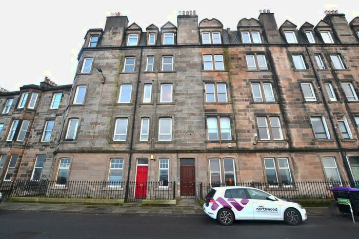 2 Bedroom Flat To Rent In Starbank Road, Newhaven, Edinburgh, EH5