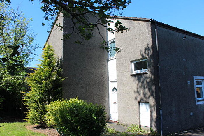 3 Bedroom End Of Terrace House To Rent In Medlar Road Cumbernauld, G67