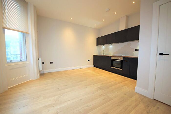 1 Bedroom Flat To Rent In St. Peters Road, Bournemouth, BH1