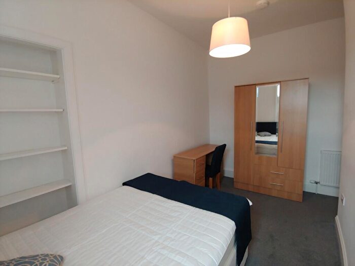 4 Bedroom Flat To Rent In Morrison Street, Edinburgh, EH3