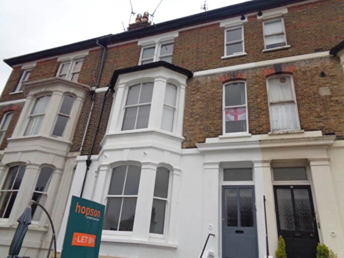 1 Bedroom Flat To Rent In Devereux Road, Southend On Sea, SS1