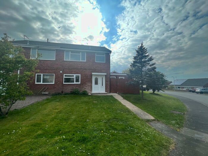 3 Bedroom House To Rent In Fifth Avenue, Grantham, NG31