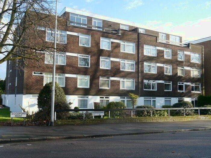 1 Bedroom Flat To Rent In Ferndown, E18