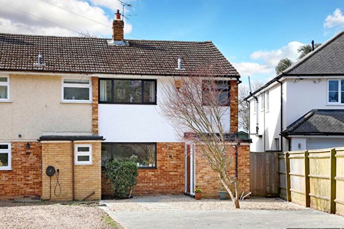 3 Bedroom House For Sale In Holtspur Top Lane, Beaconsfield, Buckinghamshire, HP9
