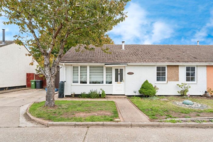 3 Bedroom Semi-Detached Bungalow For Sale In Ambleside, Wicken Green Village, Fakenham, NR21