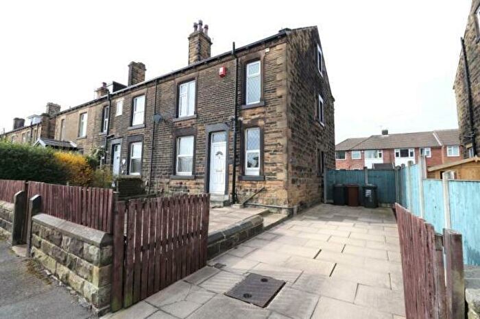 2 Bedroom House To Rent In Springfield Lane, Morley, LS27