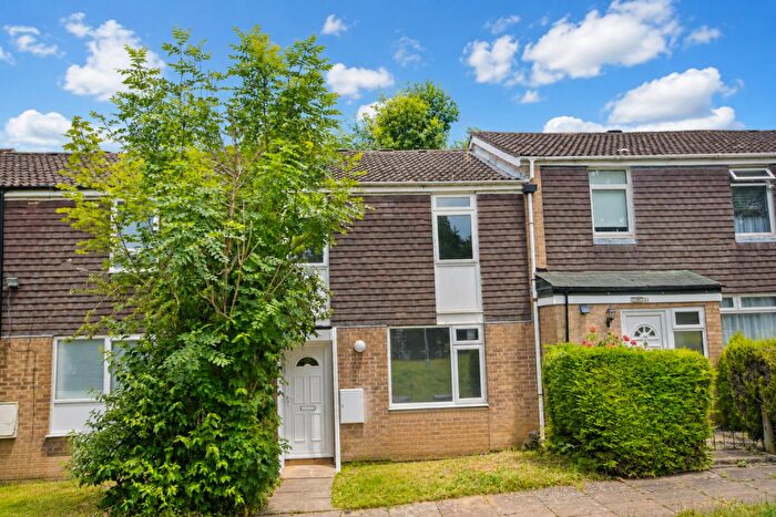 3 Bedroom Terraced House To Rent In Bitten Court, Lumbertubs, NN3