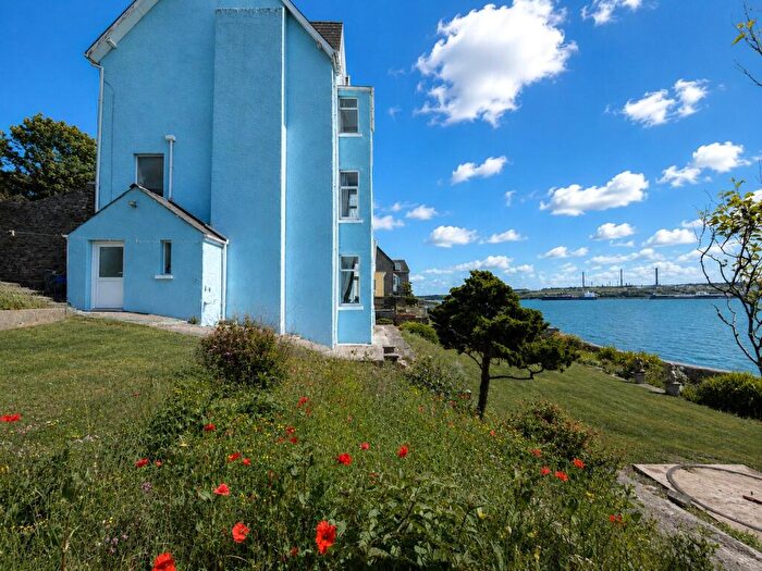 5 Bedroom Semi-Detached House For Sale In Pier Road, Milford Haven, SA73