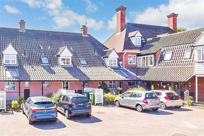 1 Bedroom Flat For Sale In Bridgecote Lane, Basildon, Essex, SS15