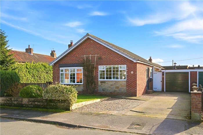 3 Bedroom Bungalow For Sale In Whitwell Drive, Melmerby, Ripon, North Yorkshire, HG4