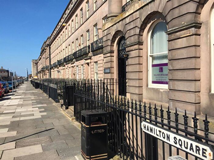 1 Bedroom Apartment For Sale In Hamilton Square, Birkenhead, CH41