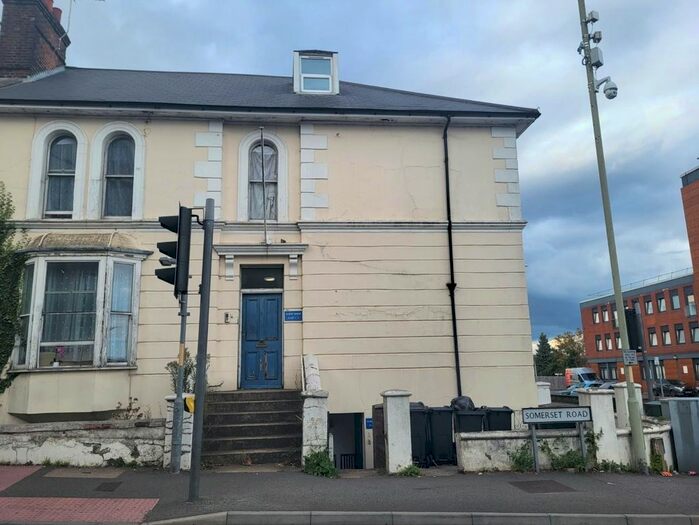 1 Bedroom Flat To Rent In Somerset Road, Ashford, TN24