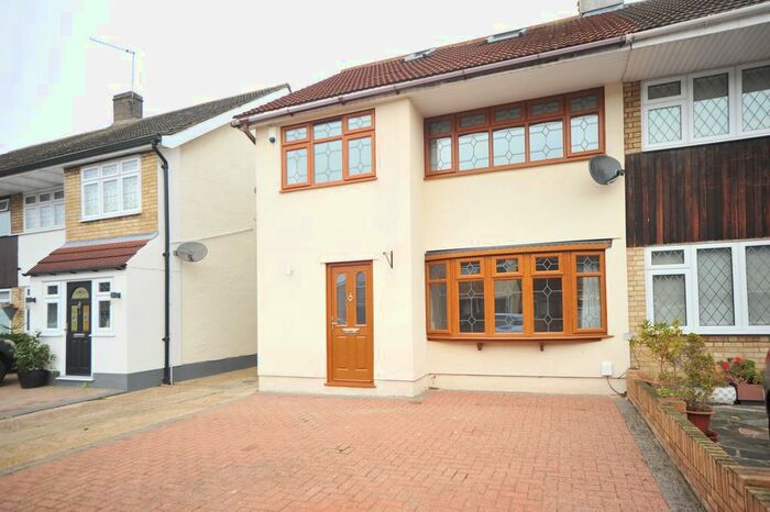 4 Bedroom Semi-Detached House To Rent In Denbigh Close, Hornchurch RM11