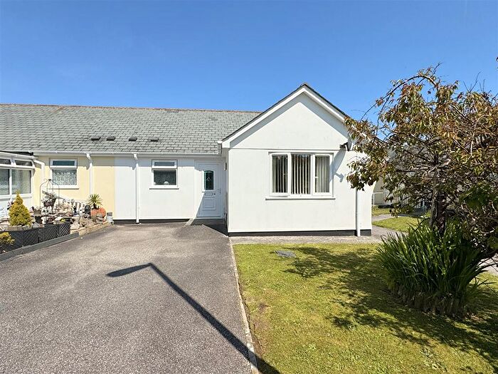1 Bedroom Semi Detached Bungalow For Sale In The Mowie, Indian Queens, TR9