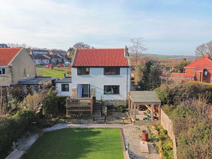 4 Bedroom Detached House For Sale In Birch Grove, Sleights, YO22