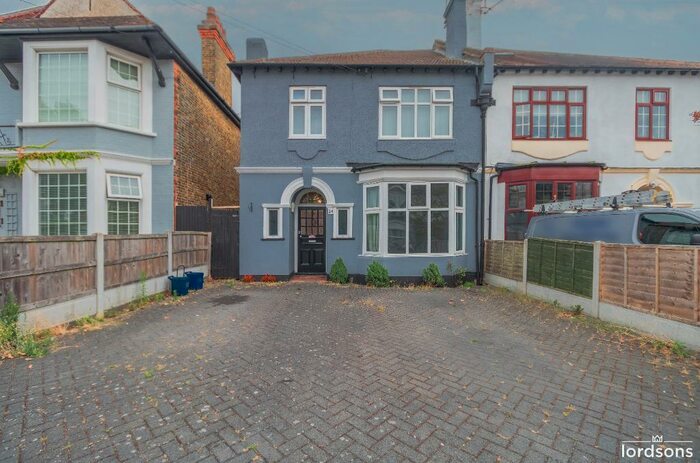 2 Bedroom Semi-Detached House To Rent In Whitefriars Crescent, Westcliff On Sea, Essex, SS0