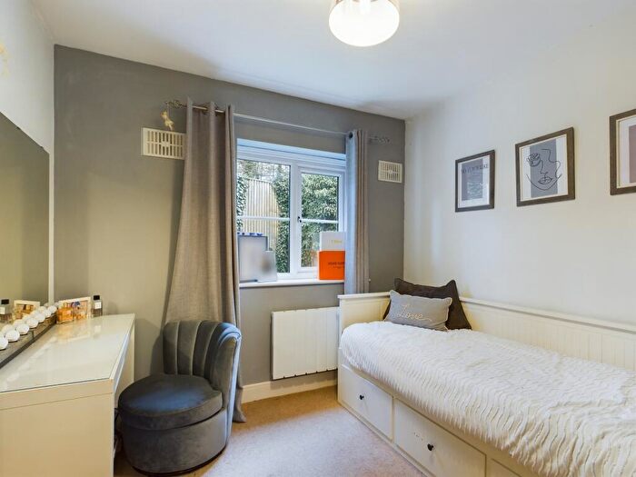 2 Bedroom Apartment To Rent In Highfields Park Drive, Darley Abbey, DE22