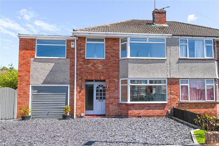 4 Bedroom Semi-Detached House For Sale In Birch Grove, Whitby, Ellesmere Port, CH66