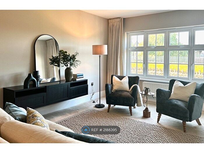 4 Bedroom Detached House To Rent In Great Clover Leaze, Bristol, BS16