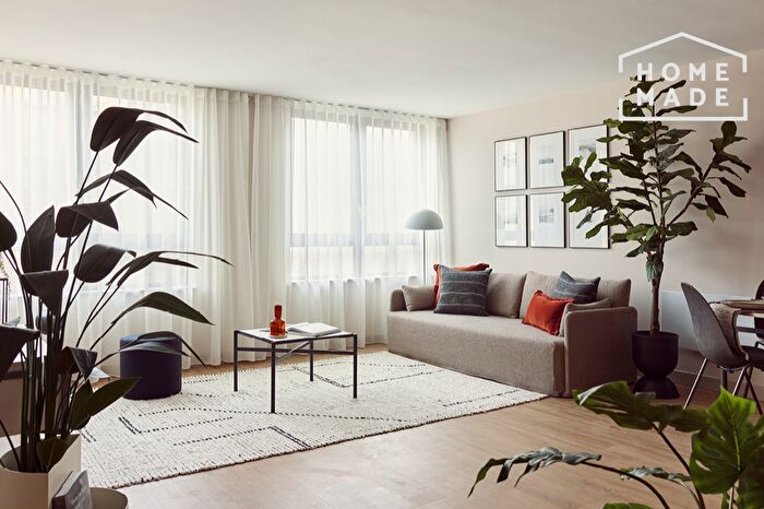 1 Bedroom Flat To Rent In The Goodsyard, B18