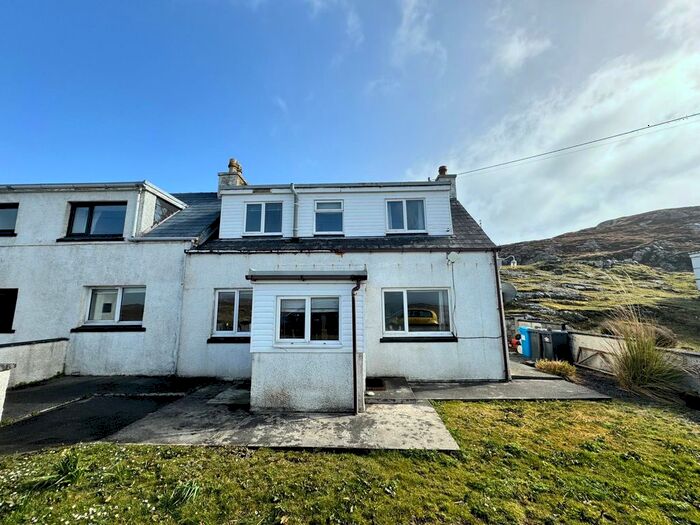 3 Bedroom Semi-Detached House For Sale In Viewmount, Outend, Isle Of Scalpay, HS4