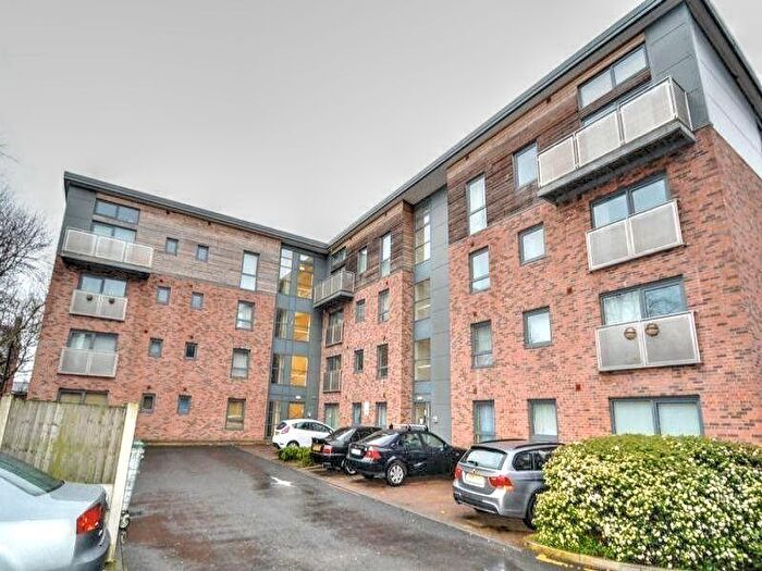 1 Bedroom Flat For Sale In Eccles Fold, Manchester, M30
