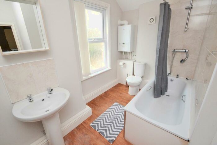 5 Bedroom Detached House To Rent In Epperstone Road, West Bridgford, NG2