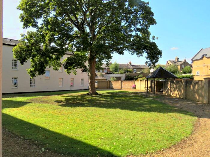 2 Bedroom Apartment To Rent In Collett Road, Ware, SG12