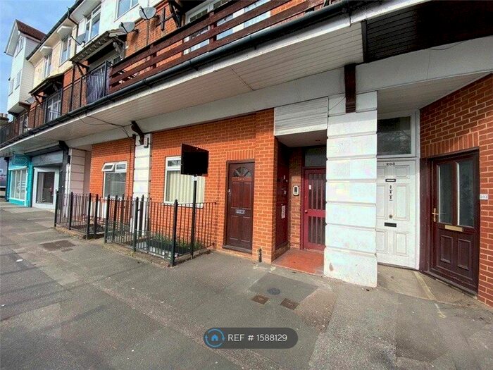 1 Bedroom Flat To Rent In Lynchford Road, Farnborough, GU14