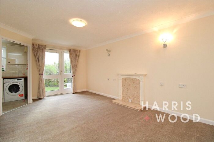 1 Bedroom Flat For Sale In Newland Street, Witham, Essex, CM8