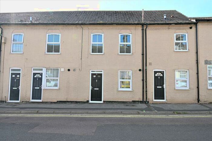 1 Bedroom Flat To Rent In Milton Road West, Lowestoft, NR32