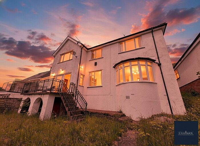 4 Bedroom Detached House For Sale In Penrhys Road, Ystrad, CF41