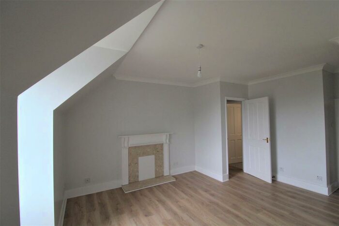 2 Bedroom Apartment To Rent In London Road, Brentwood, CM14