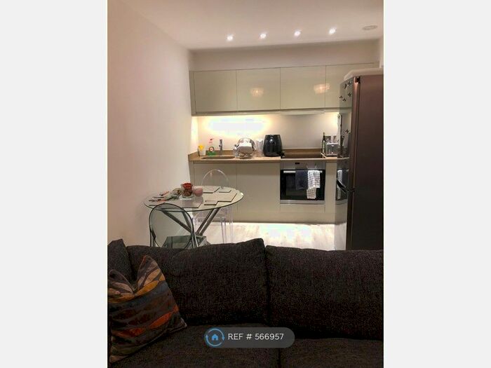 1 Bedroom Flat To Rent In West Street, Dunstable, LU6